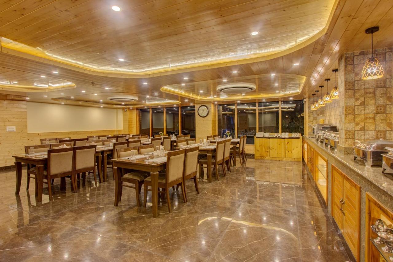 The Holiday Villa Resorts & Spa Manāli Kültér fotó